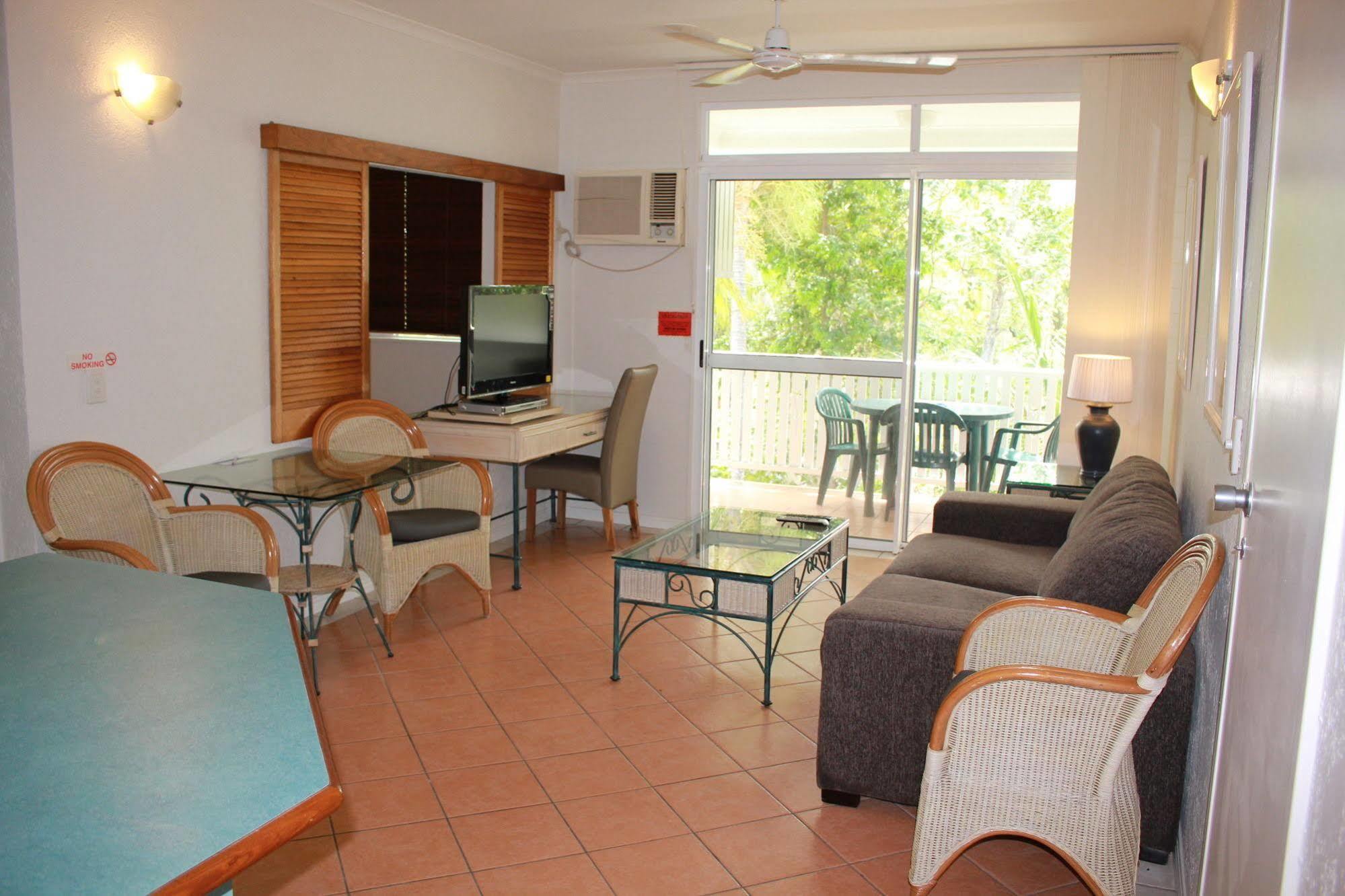 Seascape Holidays - Coral Apartments Port Douglas Eksteriør bilde