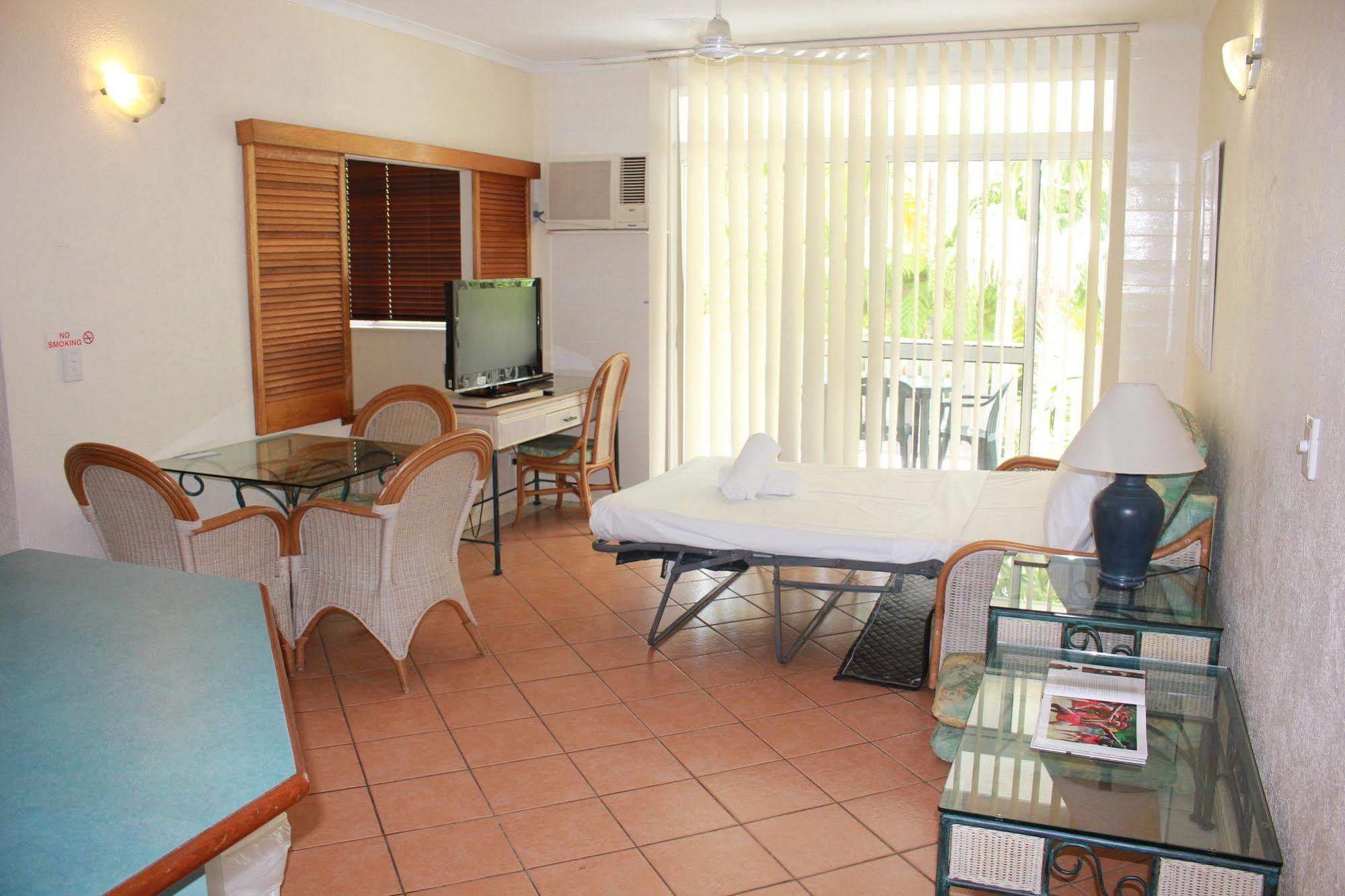 Seascape Holidays - Coral Apartments Port Douglas Eksteriør bilde