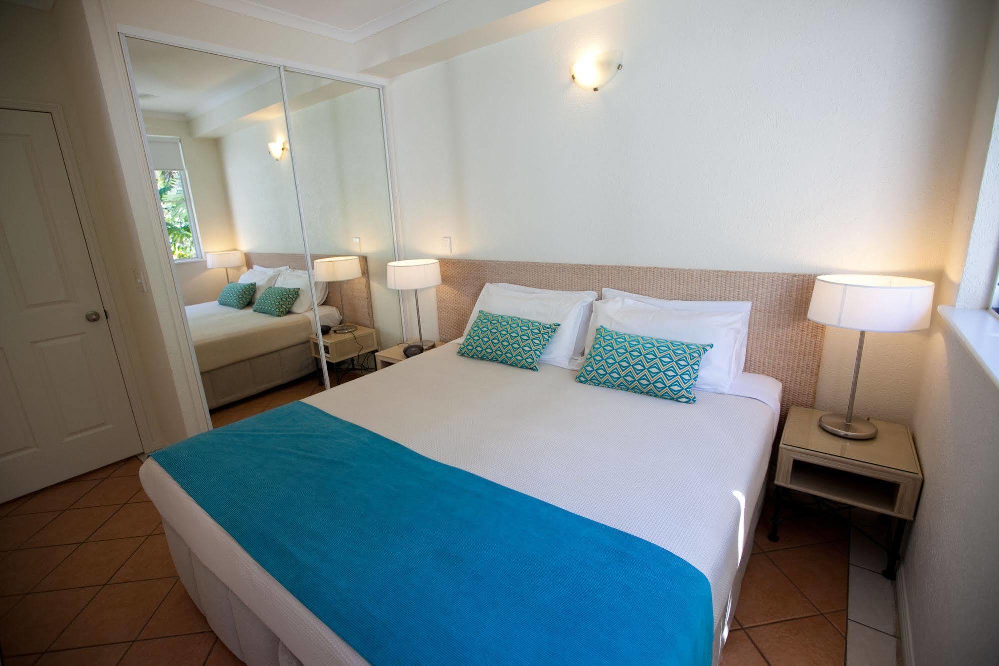 Seascape Holidays - Coral Apartments Port Douglas Eksteriør bilde