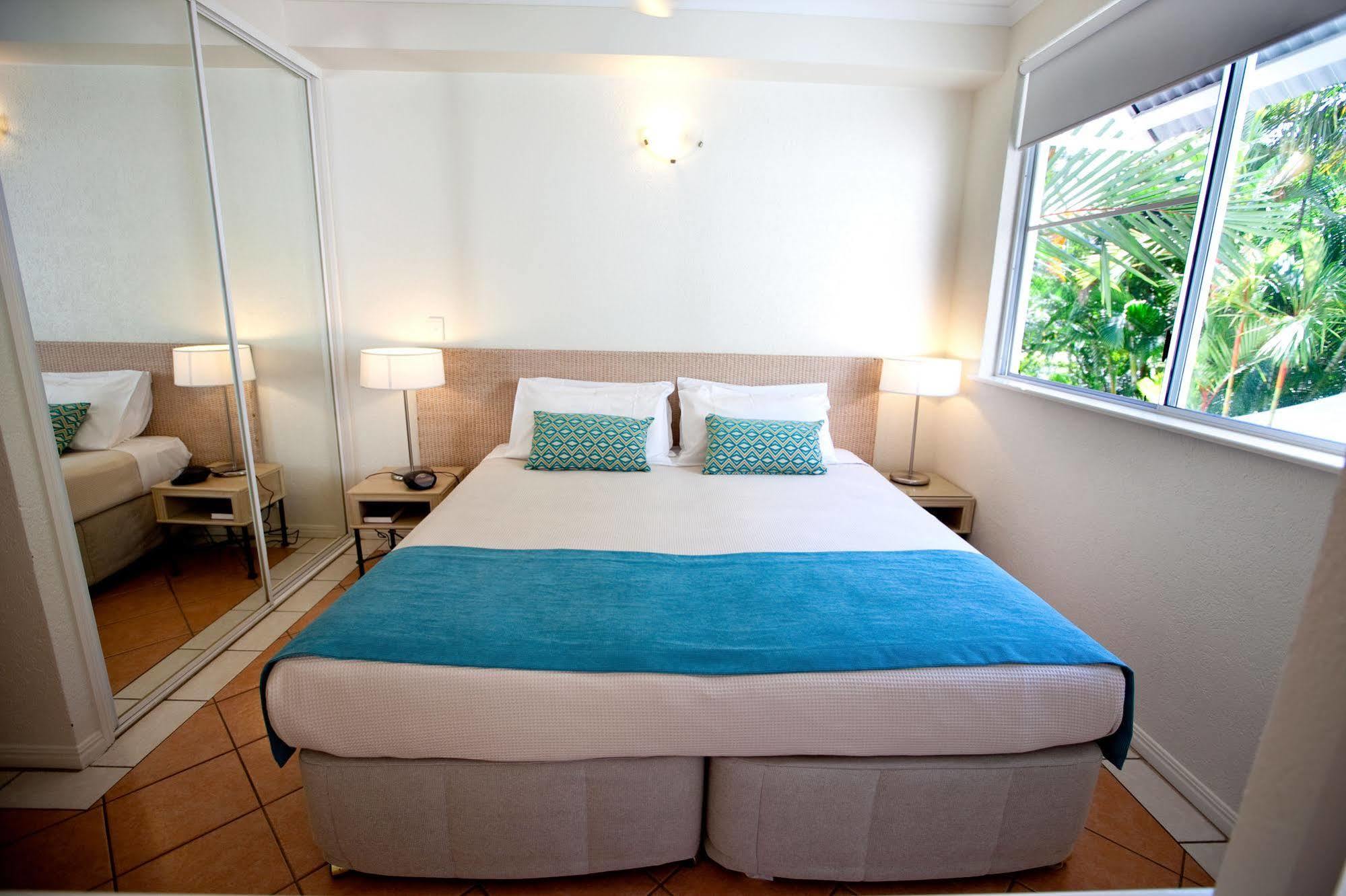 Seascape Holidays - Coral Apartments Port Douglas Eksteriør bilde